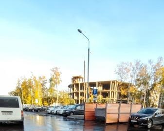 Территорию мусорной площадки во дворе дома на Дмитровском отмыли