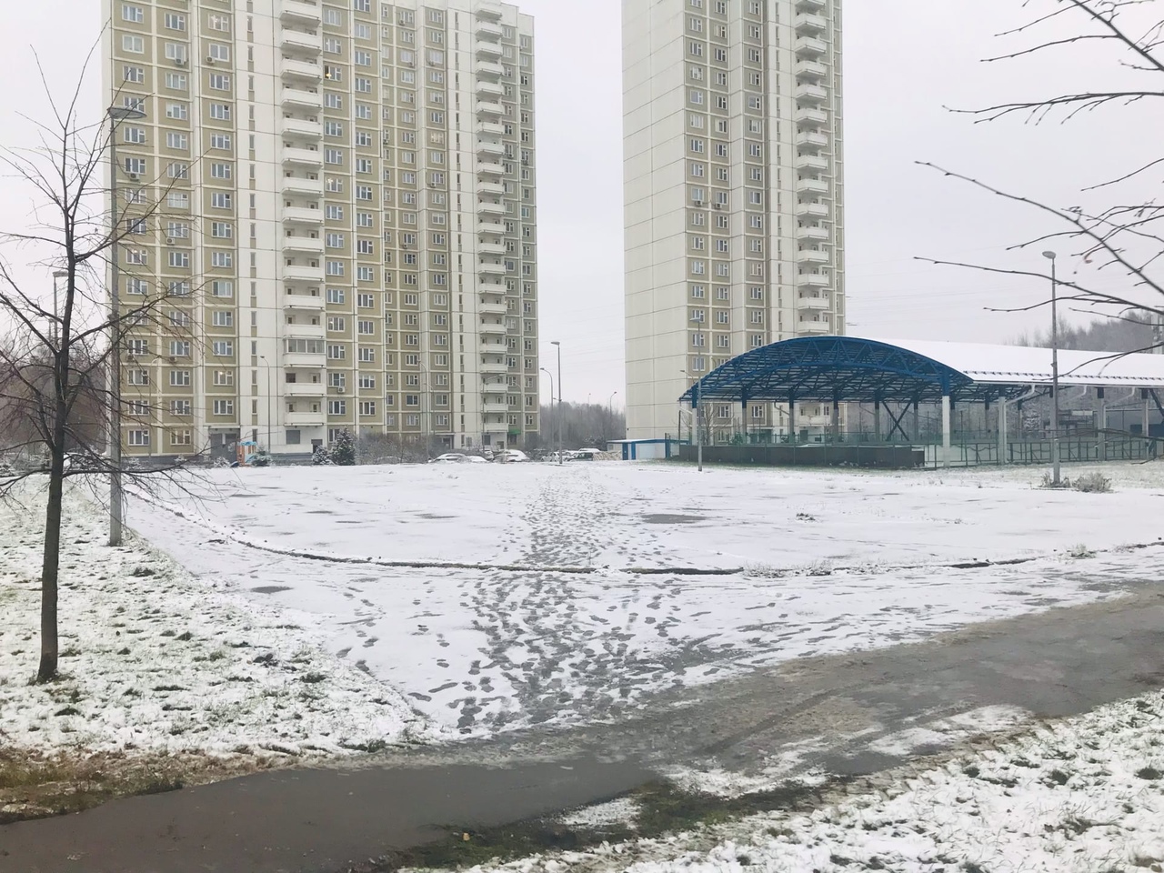 Жители предложили варианты обустройства пустыря на Челобитьевском