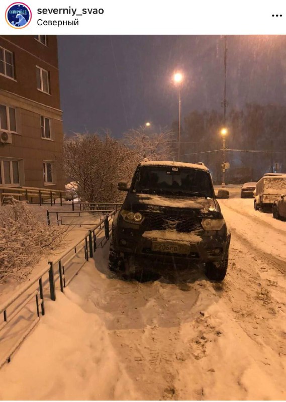 Автовладельцы с 9-й Северном линии забыли о правилах парковки во дворах
