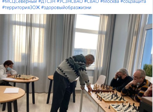 Мастер ФИДЕ Сергей Бирюков провел сеанс одновременной игры в шахматы в МСЦ «Северный»