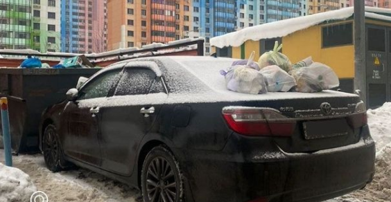 Жители с Дмитровского шоссе решили проучить автовладельцев