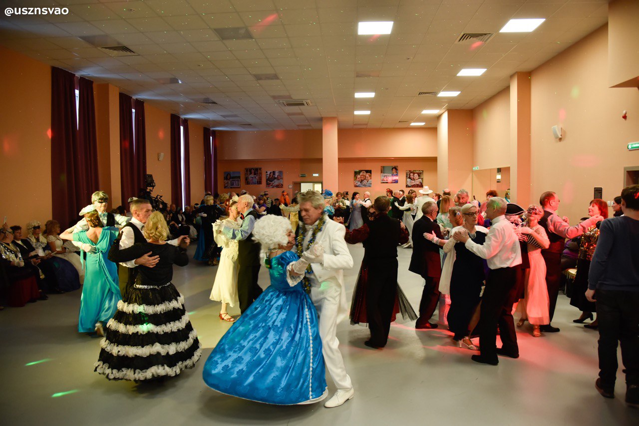 Центр долголетия северный. Танцы фото. Бальные танцы. Московское долголетие танцы. Центр Московского долголетия.